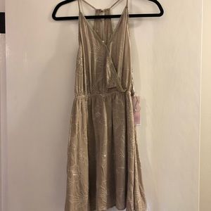 NWT OneTheLand floral dress